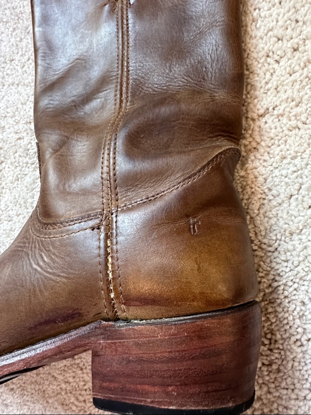 Frye leather boots 8.5 - Picture 6 of 7
